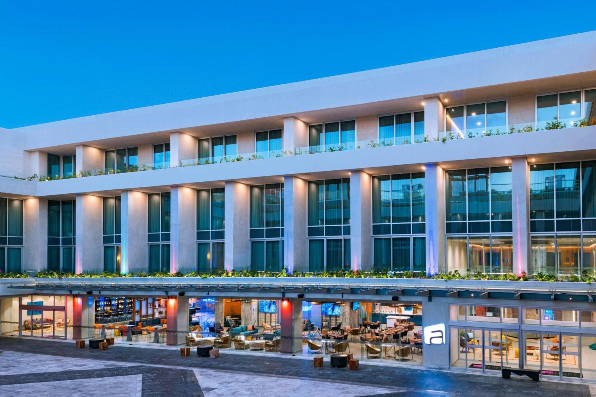 Hotel Aloft Playa Del Carmen Esterno foto The Westin Resort and Spa, Cancun